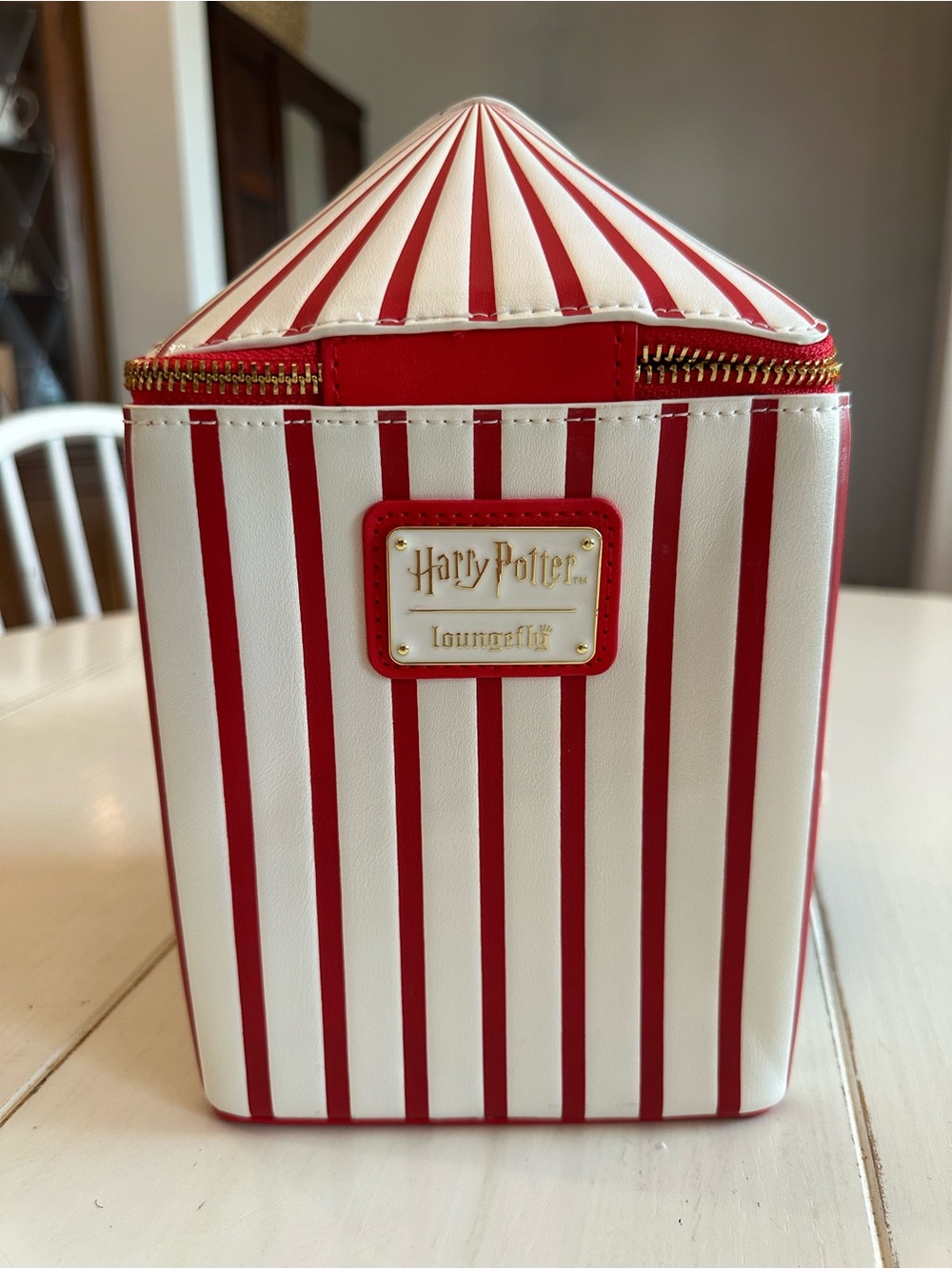 Loungefly Harry Potter Every Flavour Beans Bag - Red & White - Picture 3 of 7